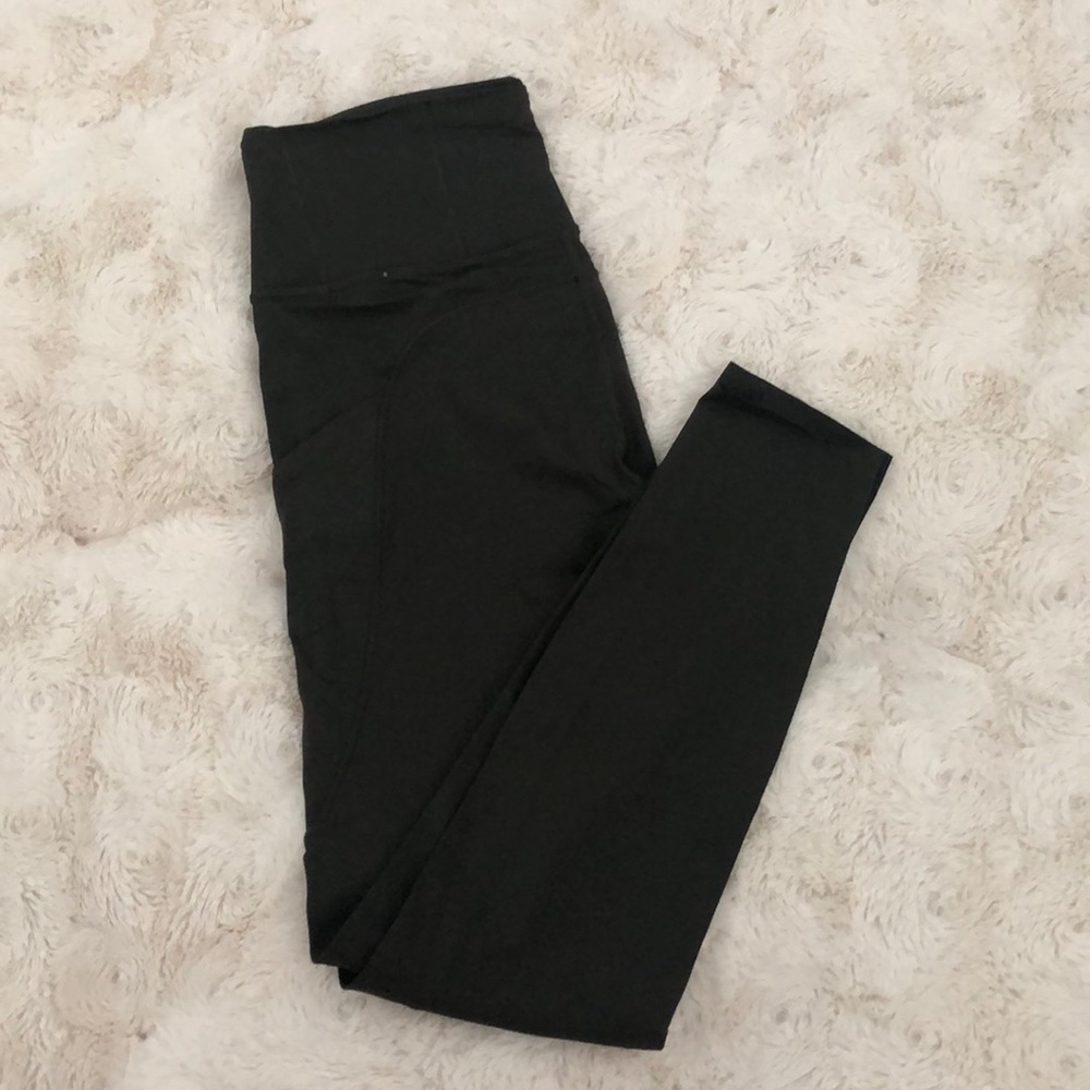 SOLD Lululemonn fast and free 25” nonreflective
